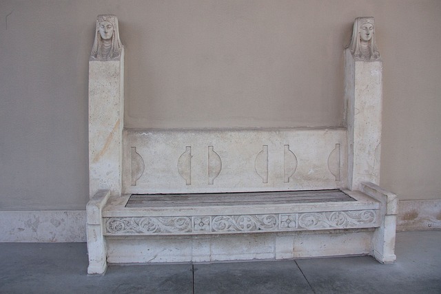 域延伸至更 域延伸至更